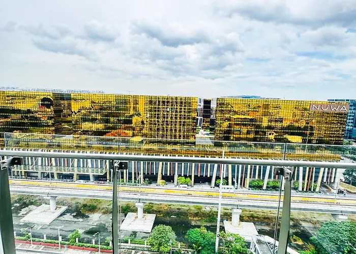 Apartamento Spacious Near Of Dreams, Airport, Moa, Okada, Ayala Malls, And Solaire Casino With Free 5 Pool Access *