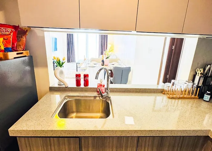 Spacious Near Of Dreams, Airport, Moa, Okada, Ayala Malls, And Solaire Casino With Free 5 Pool Access * Manila